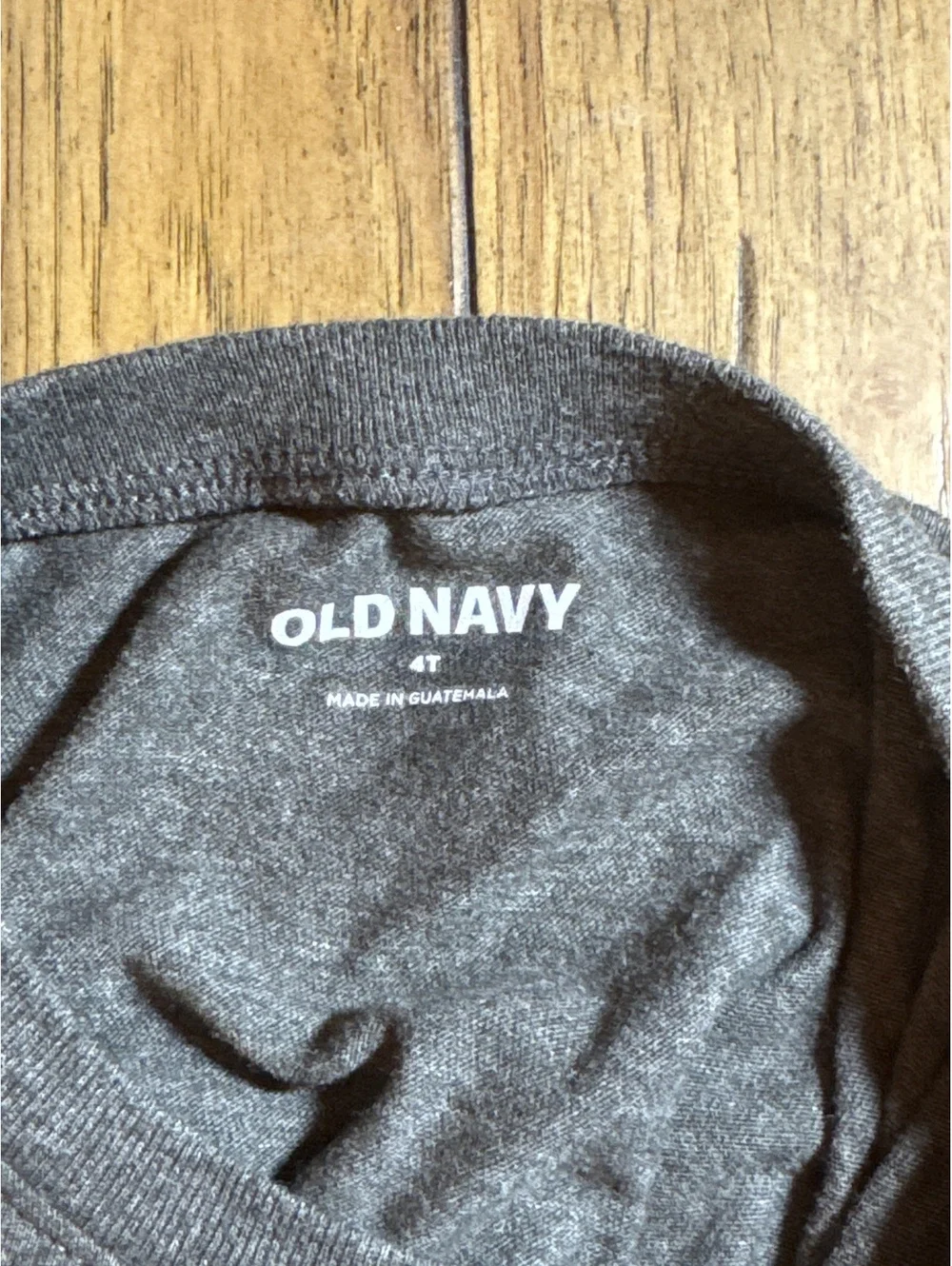 Old Navy “I Dig Dinos” Boys Graphic Tee – Size 4T